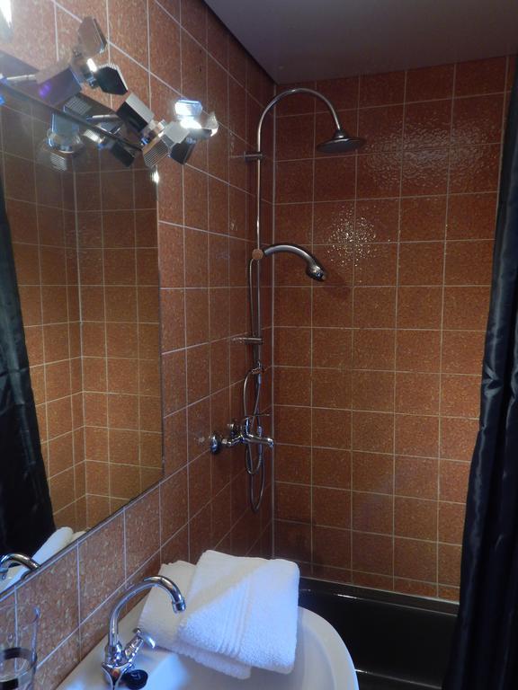 Hotel Le Martin Pecheur Fauvillers Habitación foto